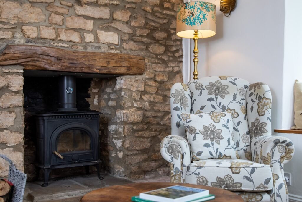 An introduction to Guesthoo's short term let management services in Gloucestershire and the cotswolds